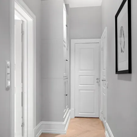Prime L 84 Sqm High-end L Quality & Comfort L